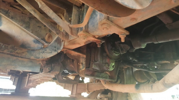 ขาย 10 ล้อ หัวยาว 2 เพลา ช่วงล่างใหญ่ ZM เครื่อง EH700 168 แรงม้า สโลว์อินเตอร์ คานหน้าใหญ่ พวงมาลัยพาวเวอร์ ทะเบียนพร้อมโอน