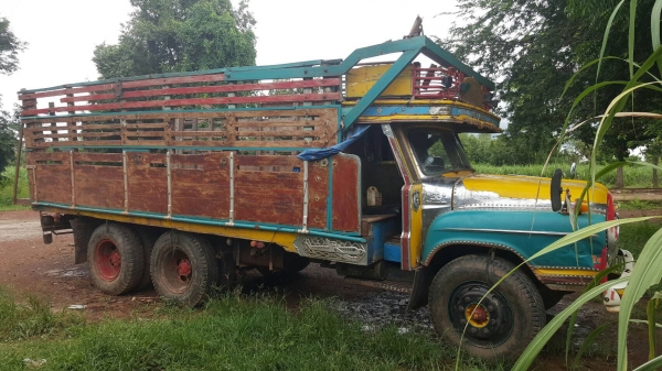 ขาย 10 ล้อ หัวยาว 2 เพลา ช่วงล่างใหญ่ ZM เครื่อง EH700 168 แรงม้า สโลว์อินเตอร์ คานหน้าใหญ่ พวงมาลัยพาวเวอร์ ทะเบียนพร้อมโอน