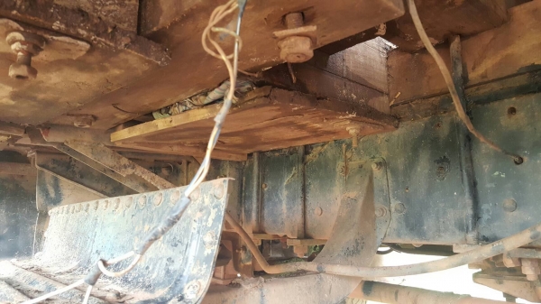 ขาย 10 ล้อ หัวยาว 2 เพลา ช่วงล่างใหญ่ ZM เครื่อง EH700 168 แรงม้า สโลว์อินเตอร์ คานหน้าใหญ่ พวงมาลัยพาวเวอร์ ทะเบียนพร้อมโอน