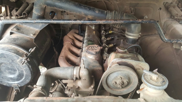 ขาย 10 ล้อ หัวยาว 2 เพลา ช่วงล่างใหญ่ ZM เครื่อง EH700 168 แรงม้า สโลว์อินเตอร์ คานหน้าใหญ่ พวงมาลัยพาวเวอร์ ทะเบียนพร้อมโอน