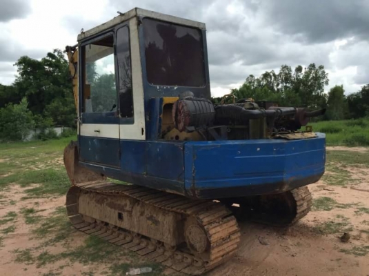 ขาย 295,000 KOMATSU  pc 60-5  เครื่องดี ปั้มดี เอวดี ช่วงล่างแน่น รถสวยพร้อมใช้ราคาถูก 090-772-3710 090-772-3708