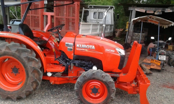 L3608 ใบดันคานล่างพร้อมผาน 5 สภาพสวยเดิมเก็บงานซีลและของเหลวให้ใหม่หมดแล้ว 081-8527370 สุเทพ L3608 ใบดันคานล่างพร้อมผาน 5 สภาพสวยเดิมเก็บงานซีลและของเหลวให้ใหม่หมดแล้ว 081-8527370 สุเทพ