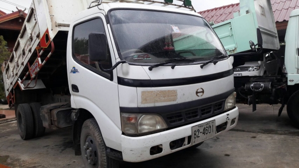 หกล้อ ฮีโน่ DUTRO136โบว์ ยูโร2ปี49 ดั้ม5คิว แอร์ เวอร์ ช่วงล่างใหญ่ ยาง8.25 สภาพดีสวยเดิมๆพร้อมใช้ ทะเบียนพร้อมโอน หกล้อ ฮีโน่ DUTRO136โบว์ ยูโร2ปี49 ดั้ม5คิว แอร์ เวอร์ ช่วงล่างใหญ่ ยาง8.25 สภาพดีสวยเดิมๆพร้อมใช้ ทะเบียนพร้อมโอน