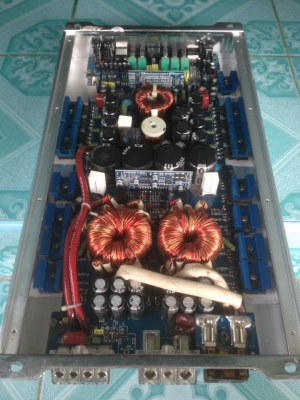แอมป์คลาสดี xxx (1500-1800wคาปา100v)สภาพสวย ไม่มีฝาหลัง ใช้งานปกติ เบสดีมากแนวโหดเป็นลูก ขับ10&quot;-12&quot;หล่อได้ ขาย 3650 บาท สนใจ0892425454 อยู่สระบุรีส่งได้