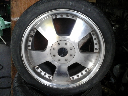 ขายแม็ก VIP Bolzano ขอบ18