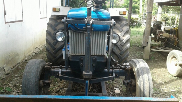 ขายรถไถฟอร์ด 6610 NEW HOLLAND เสื้อลาย