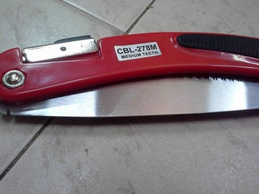 ขายเลื่อยพับได้ ตัดกิ่งไม้ ยี่ห้อKING EAGLE. MADE IN TAIWAN. ขายเลื่อยพับได้ ตัดกิ่งไม้ ยี่ห้อKING EAGLE. MADE IN TAIWAN.