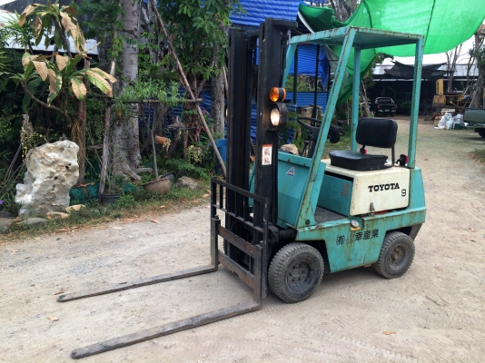 ขายรถแม็คโค  สนใจติดต่อ 086-775-7900 086-324-1992