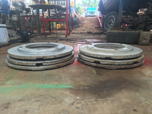 เวทล้อหลังฟอร์ด6ก้อน8000