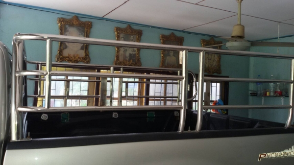 คอกสวยๆเสมอหัวเก๋ง