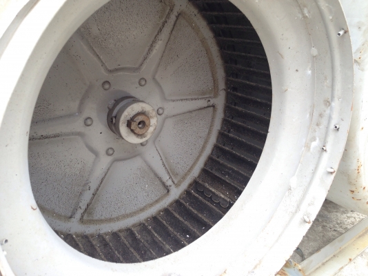 ขายโบวเวอร์ดูด-เป่า อากาศ ขนาด 2HP. 380V สภาพดี หมุนนิ่ม พร้อมใช้งาน มี 3ชุดครับ ขายโบวเวอร์ดูด-เป่า อากาศ ขนาด 2HP. 380V สภาพดี หมุนนิ่ม พร้อมใช้งาน มี 3ชุดครับ