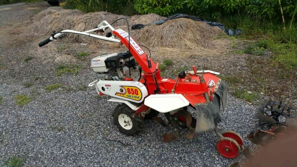 รถพรวนดิน นีจีโน่