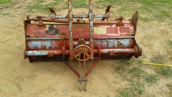 มาถึงแล้วนะครับ โรตารี ตีดิน พรวนดิน สำหรับติดรถไถนา เก่าญี่ปุ่น ยาว 1.55 เมตรครับ