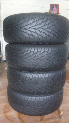 275/55R20  ชุด 4 เส้น tel.081-4273941 ไอดีไลน์ 0814273941