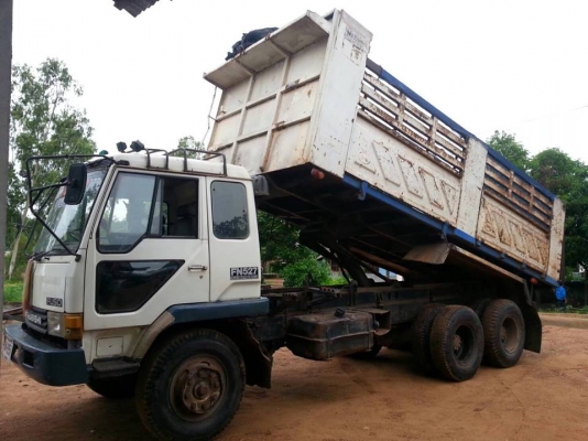 ขายรถดั้ม2เพลา FN527 เครื่อง6D16 รถสวยสภาพดี พร้อมใช้งาน เอกสารพร้อมโอน ราคา690,000 สนใจโทร 090-8588220คุณนะ 093-3258446คุณบิว หรือเข้าดูสินค้าอื่นๆได้ที่ www.narong2truck.com หรือ www.truck.in.th/498 หรือเพจFacebook ณรงค์ ซื้อขายรถมือสอง (เว็บไซต์ส่วนตัว