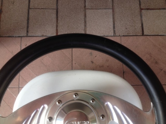 วงพวงมาลัย FAKER ขนาด13นิ้วครึ่ง เเนวอเมกาเก่าญี่ปุ่นเเท้สภาพตามรูป