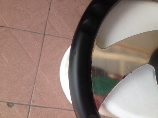 วงพวงมาลัย FAKER ขนาด13นิ้วครึ่ง เเนวอเมกาเก่าญี่ปุ่นเเท้สภาพตามรูป