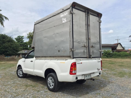 ขาย VIGO 2.5 เทอโบ ตอนเดียว สีขาว ปี 2010 - 2553 เกียร์ ธรรมดา  สภาพเดิมๆบางๆ ไม่มีชนแน่นอนครับ ขับดีมาก เครื่องดีเยี่ยม ช่วงล่างแน่ แอร์เย็น ภายในสะอาด พวงมาลัยเพาเวอร์ รถวิ่งน้อย 250000 กิโล มีหลังคาสูง