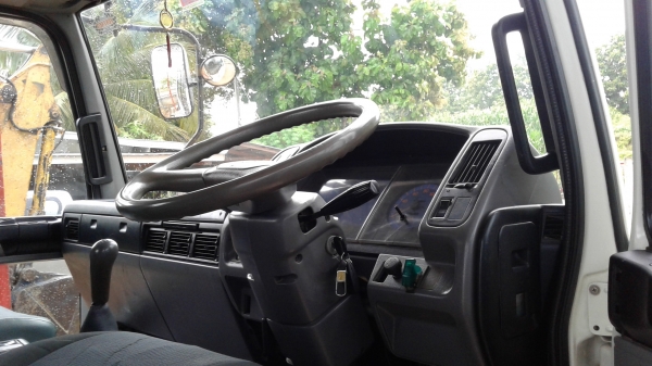 ขายด่วน..หกล้อHinoหัวคัชชี
