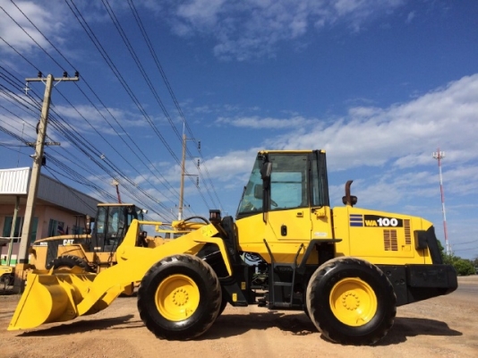 ขายรถตักล้อยาง KOMATSU WA100-5 รถนอกนำเข้าจากญี่ปุ่น สภาพสวยพร้อมใช้ มีVDOการทำงานครับ