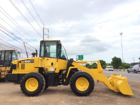 ขายรถตักล้อยาง KOMATSU WA100-5 รถนอกนำเข้าจากญี่ปุ่น สภาพสวยพร้อมใช้ มีVDOการทำงานครับ