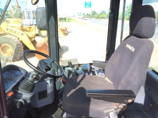 ขายรถตักล้อยาง KOMATSU WA100-5 รถนอกนำเข้าจากญี่ปุ่น สภาพสวยพร้อมใช้ มีVDOการทำงานครับ
