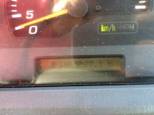 ขายรถตักล้อยาง KOMATSU WA100-5 รถนอกนำเข้าจากญี่ปุ่น สภาพสวยพร้อมใช้ มีVDOการทำงานครับ