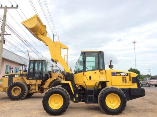 ขายรถตักล้อยาง KOMATSU WA100-5 รถนอกนำเข้าจากญี่ปุ่น สภาพสวยพร้อมใช้ มีVDOการทำงานครับ