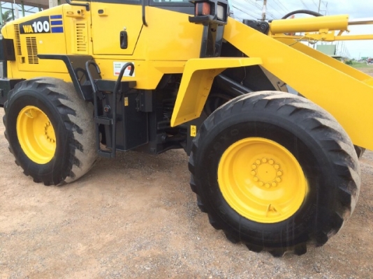 ขายรถตักล้อยาง KOMATSU WA100-5 รถนอกนำเข้าจากญี่ปุ่น สภาพสวยพร้อมใช้ มีVDOการทำงานครับ