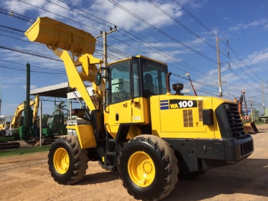 ขายรถตักล้อยาง KOMATSU WA100-5 รถนอกนำเข้าจากญี่ปุ่น สภาพสวยพร้อมใช้ มีVDOการทำงานครับ