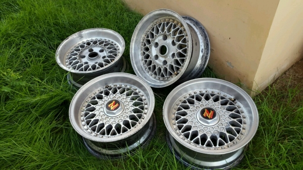 BBS 15x7 6รู