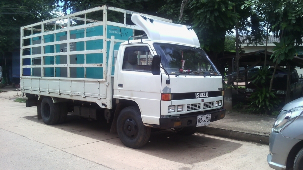 ขายครับNPR58Lเครื่อง4BE1 110hpพวงมาลัยpowerกระบะ4.30เมตรเครื่องฝิดช่างล่างดีภาษีเต็มเอกสารพร้อมโอนจั