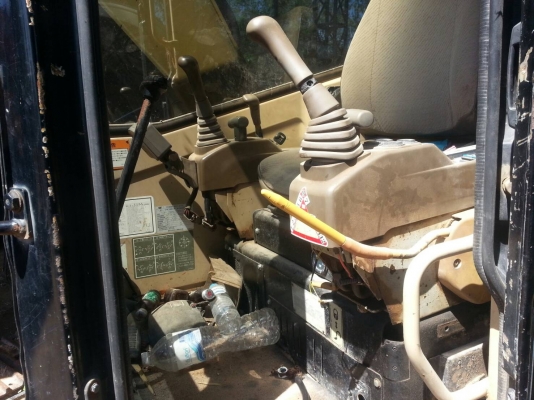 ขาย 750,000 CAT 313 BSR เครื่องดี ปั้มแรง เอวแน่น ช่วงล่างเต็ม สภาพเก่านอก 8,&times;&times;&times; ชม. อินวอยท์ รถสวยพร้อมใช้ 090-772-3710 090-772-3708