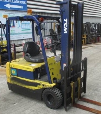 ขายโฟล์กลิฟท์ไฟฟ้า KOMATSU FB18M-3 เก่าญี่ปุ่น