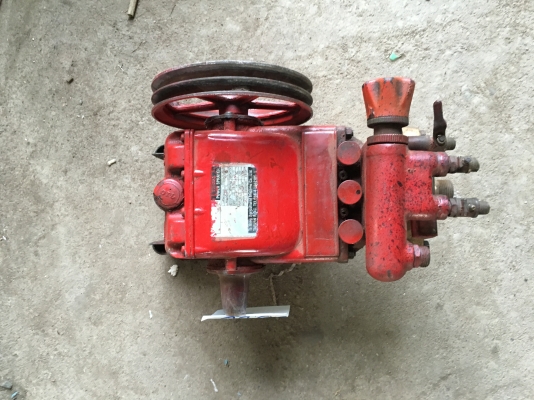 ขายปั้มพ่นยาอัตโนมัติตราเพชร