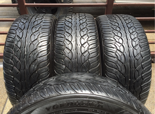 ยาง Yokohama Prada 255 45 20 ปี13 ดอกเต็ม ไม่มีปะ ราคาไม่แพง ยาง Yokohama Prada 255 45 20 ปี13 ดอกเต็ม ไม่มีปะ ราคาไม่แพง