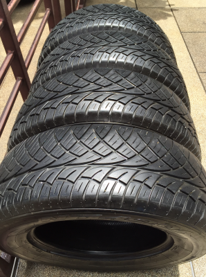 ยาง Nitto 420S 265 65 17 ปลายปี13 ดอกเต็ม ราคาไม่แพง ยาง Nitto 420S 265 65 17 ปลายปี13 ดอกเต็ม ราคาไม่แพง