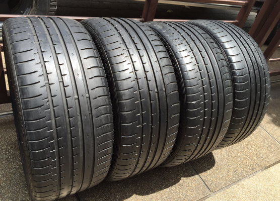 ยาง Acelera 245 35 20 กลางปี13 ดอกเยอะ พร้อมใช้งาน ราคาไม่แพง