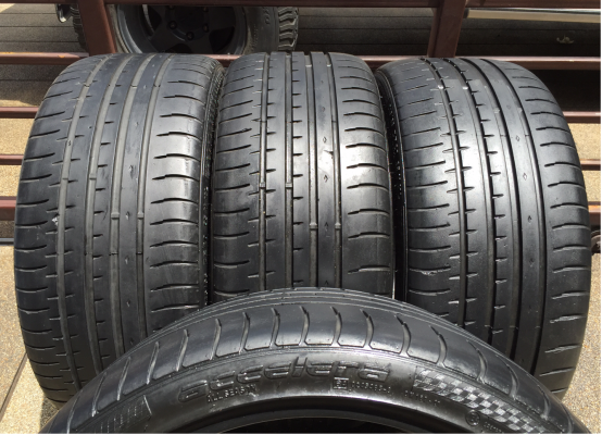 ยาง Acelera 245 35 20 กลางปี13 ดอกเยอะ พร้อมใช้งาน ราคาไม่แพง