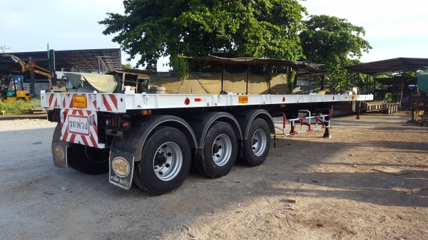 ขายหางพื้นเรียบRCK 3เพลาแจ่มๆๆ0815667535