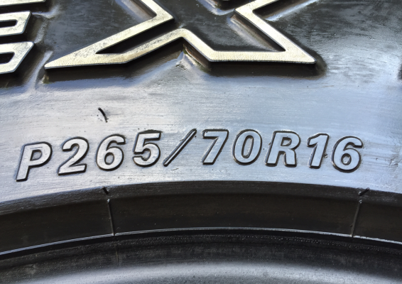 ยาง All FALKEN 265 70 16 ปลายปี11 ดอกเต็ม ไม่มีปะ ราคาไม่แพง