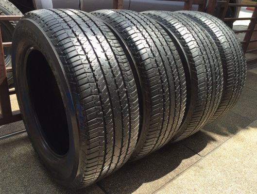 ยาง Bridgestone 265 60 18 ปี13 ดอกเยอะ พร้อมใช้งาน ราคาไม่แพง