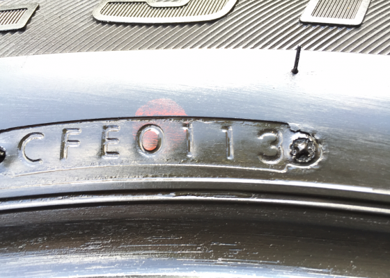 ยาง Bridgestone 265 60 18 ปี13 ดอกเยอะ พร้อมใช้งาน ราคาไม่แพง