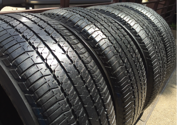 ยาง Bridgestone 265 60 18 ปี13 ดอกเยอะ พร้อมใช้งาน ราคาไม่แพง