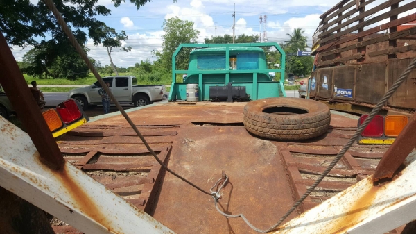 ขาย เทนเลอร์ 10 ล้อ หัวยาว เพลาเดียว มีหางพับไฮดรอริค ไม่มีทะเบียนนะครับ เครื่องเดิม TX เฟืองท้ายใหญ่ คัสซีสวย หางเทนเลอร์เหล็กใหญ่แข็งแรง รถใช้งานได้ปกติ ขาย เทนเลอร์ 10 ล้อ หัวยาว เพลาเดียว มีหางพับไฮดรอริค ไม่มีทะเบียนนะครับ เครื่องเดิม TX เฟืองท้ายใหญ่ คัสซีสวย หางเทนเลอร์เหล็กใหญ่แข็งแรง รถใช้งานได้ปกติ