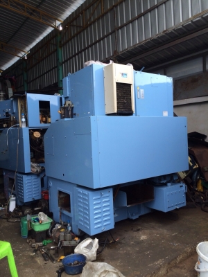 เครื่องกลึงCNC พร้อมใช้