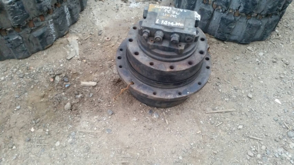 ขาย มอเตอร์ตัวเดิน สำหรับรถขุด PC 70 Komatsu เก่าญี่ปุ่นครับ ขาย มอเตอร์ตัวเดิน สำหรับรถขุด PC 70 Komatsu เก่าญี่ปุ่นครับ