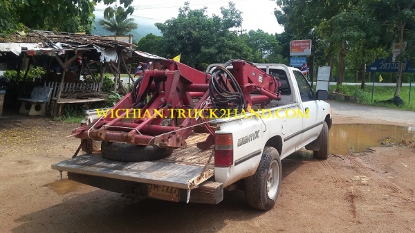 ขายแล้วขอบคุณพี่สรวุฒิ โพธารามครับ ชุดตักหน้ารถไถฟอร์ด &ldquo; ยี่ห้อQUICKE 4560 ของสวีเดน ตรงรุ่นFORD5000-7610