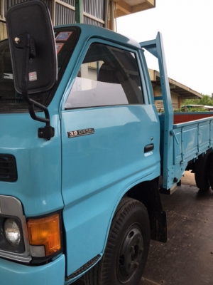 ขายรถบรรทุก 6 ล้อ ISUZU KS 110 สภาพดี พร้อมใช้งาน