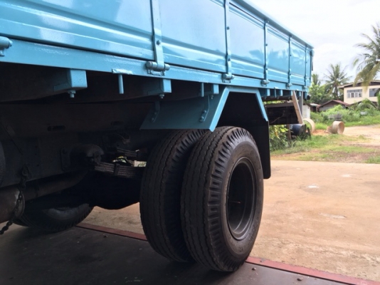 ขายรถบรรทุก 6 ล้อ ISUZU KS 110 สภาพดี พร้อมใช้งาน ขายรถบรรทุก 6 ล้อ ISUZU KS 110 สภาพดี พร้อมใช้งาน